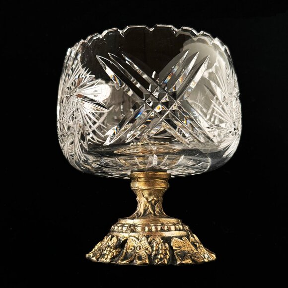 Vintage Hollywood Regency Crystal Cut Glass Pedestal Bowl / Trinket Dish. - Picture 3 of 9